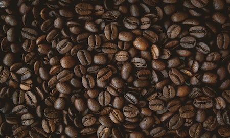 zrnka-kavy